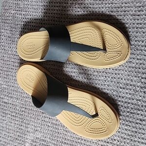 Crocs Iconic Comfort Sandals